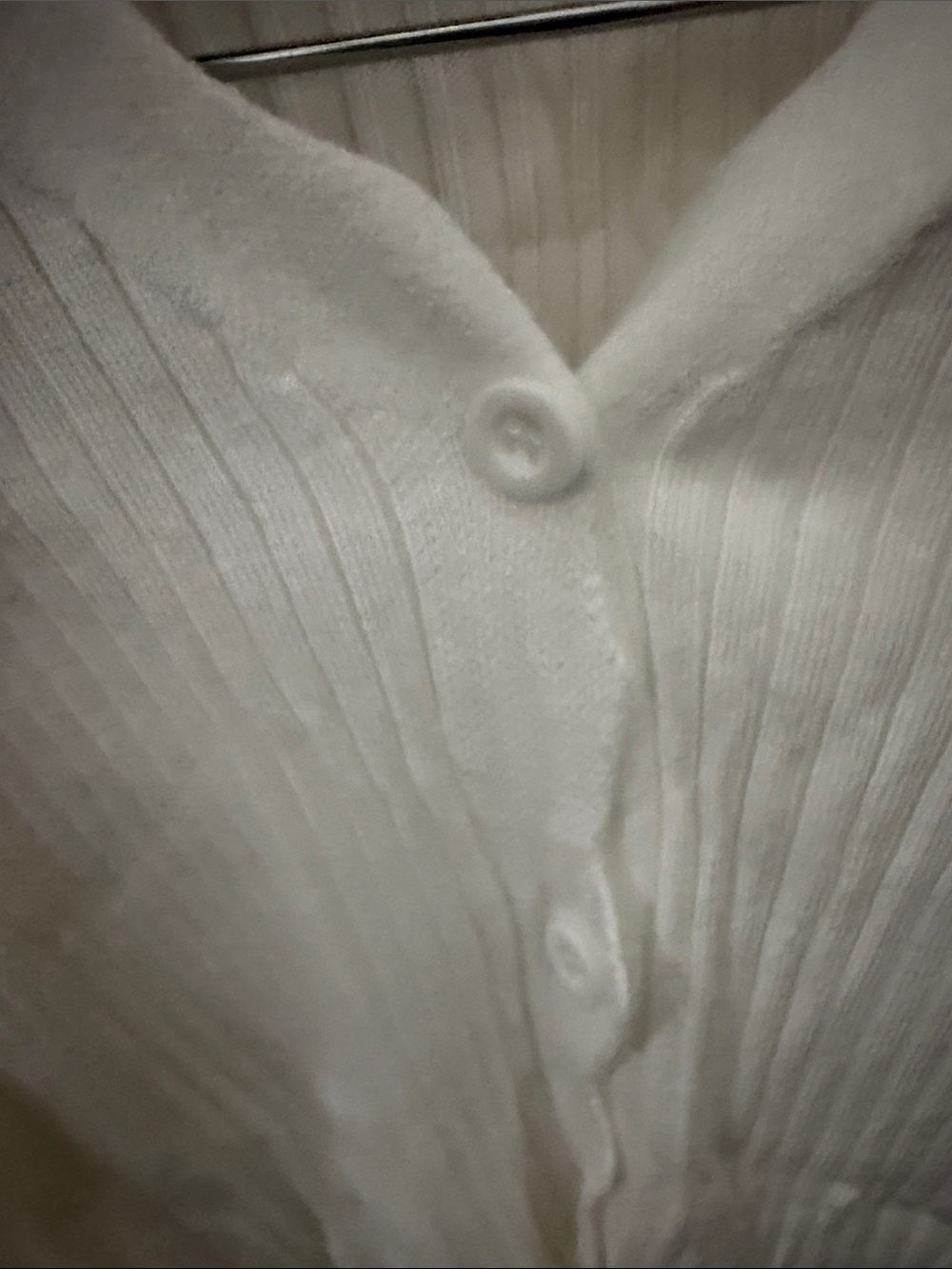 Ribbed Button-Front V-Neck Cardigan - White - Picture 5 of 5